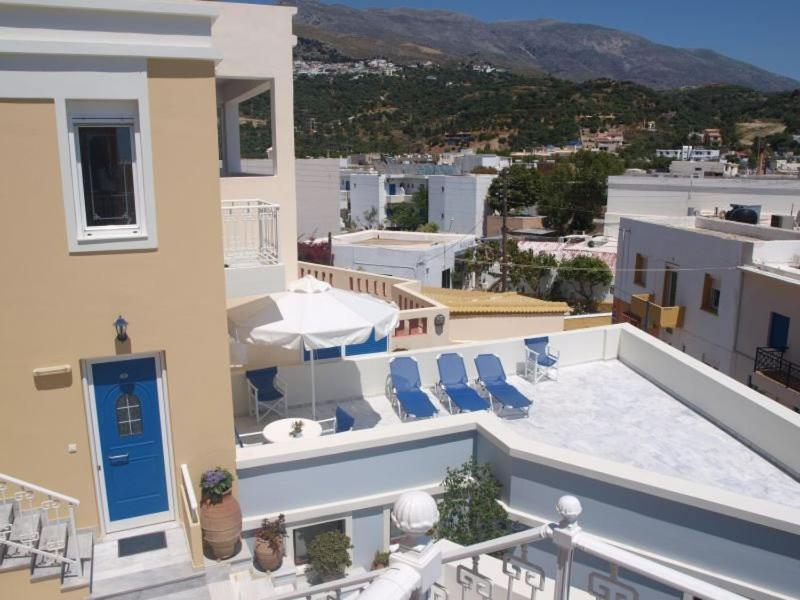 Limani Apartments Плакиас Екстериор снимка