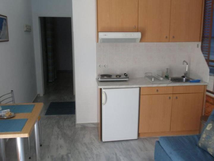 Limani Apartments Плакиас Екстериор снимка
